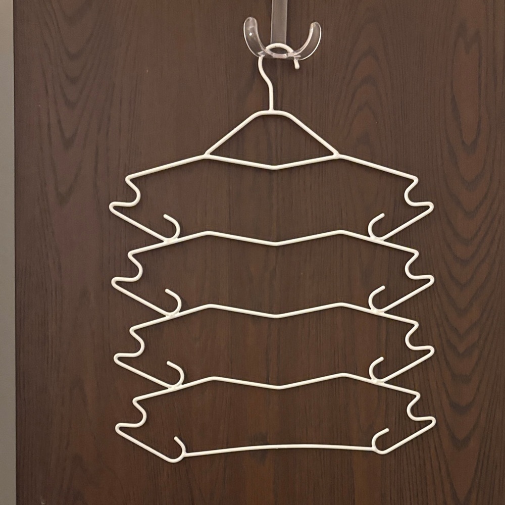 White Metal Multi-Tier Hanging Clothing/Accessory Holder